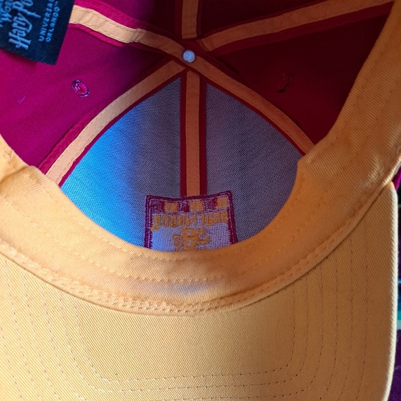 Harry Potter Hat Cap Strap Back Griffindor Logo Ball Red Yellow Adjustable - Picture 2 of 5